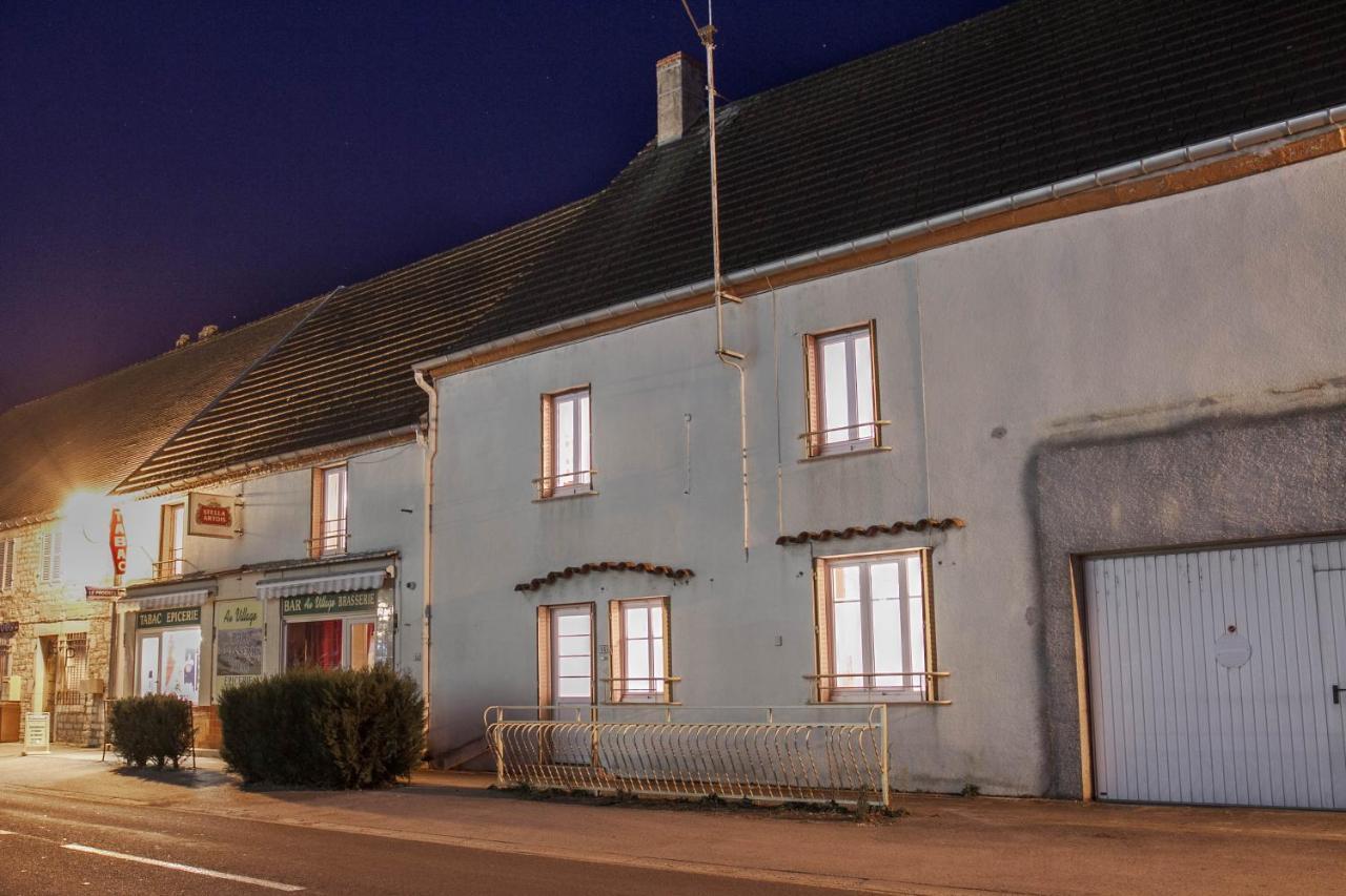 Le Loup Qui Dort Bed & Breakfast Longwy-sur-le-Doubs Exterior photo